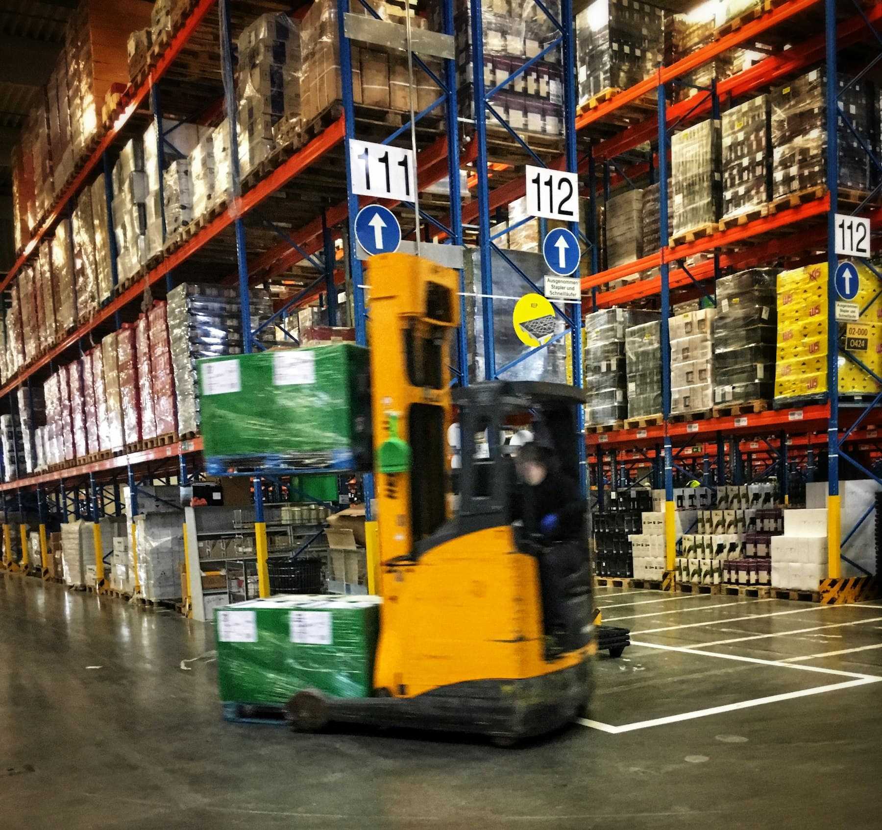 Forkliftle güvenli istifleme
